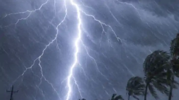 Bihar weather Sky Fury Alert Heavy Rain Lightning Threat