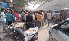 ऑटो से बरामद संदिग्ध मांस, चालक गिरफ्तार, जांच के लिए भेजा गया पशु चिकित्सा विभाग