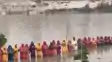 मधुबनी में व्रतियों ने दिया डूबते सूर्य को अर्घ्य, छठ घाटों पर दिखी कड़ी सुरक्षा व्यवस्था  मधुबनी में व्रतियों ने दिया डूबते सूर्य को अर्घ्य, छठ घाटों पर दिखी कड़ी सुरक्षा व्यवस्था