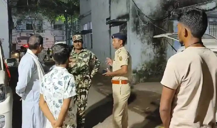 छठ पूजा का सामान लेकर जा रहे युवक की गोली मारकर की हत्या, सा छठ पूजा का सामान लेकर जा रहे युवक की गोली मारकर की हत्या, सा