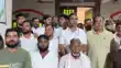तेजस्वी की सभा खत्म होते ही राजद के प्रखंड अध्यक्ष सहित कई नेताओ ने दिया सामूहिक इस्तीफा, विरोध में जमकर की नारेबाजी तेजस्वी की सभा खत्म होते ही राजद के प्रखंड अध्यक्ष सहित कई नेताओ ने दिया सामूहिक इस्तीफा, विरोध में जमकर की नारेबाजी