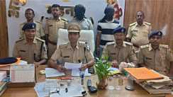 नशे के खिलाफ वैशाली पुलिस की बड़ी कार्रवाई : सूखा नशा 'कोटा' के साथ दो गिरफ्तार, देशी शराब बरामद