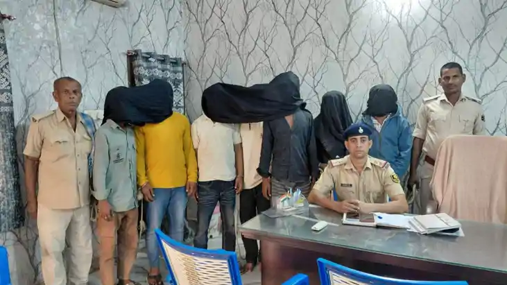जमीन विवाद पर हिंसक झड़प, बमबाजी और गोलीबारी मामले में पुलिस