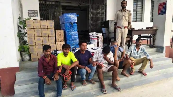 Bihar Crime : मुजफ्फरपुर में उत्पाद विभाग की टीम को मिली बड़ी Bihar Crime : मुजफ्फरपुर में उत्पाद विभाग की टीम को मिली बड़ी