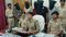 रोहतास में 5 फर्जी दारोगा गिरफ्तार : पुलिस की वर्दी पहनकर हाईवे पर रात में करते थे ट्रकों से अवैध वसूली