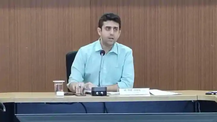 सरकारी राशि की बंदरबांट पर डीएम की बड़ी कार्रवाई : पंचायत सच