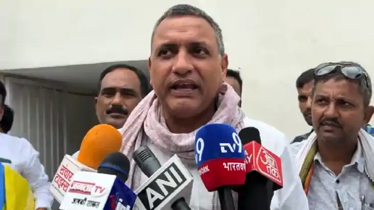 Voter Adhikar Yatra : पीएम मोदी पर आपत्तिजनक नारेबाजी मामला: Voter Adhikar Yatra : पीएम मोदी पर आपत्तिजनक नारेबाजी मामला: