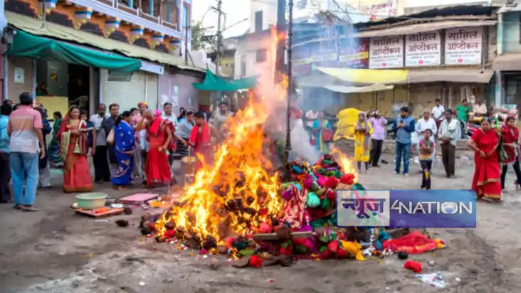 Holika Dahan 2025 Subh Muhurt:  13 मार्च को रात 11:26 बजे से