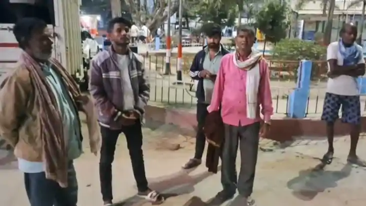 Jeevika worker was crushed by a Hiva 2 critical condition