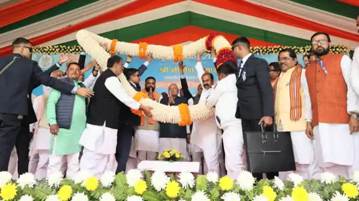 Bihar News : सीएम नीतीश ने समृद्धि यात्रा के दौरान दरभंगा जि