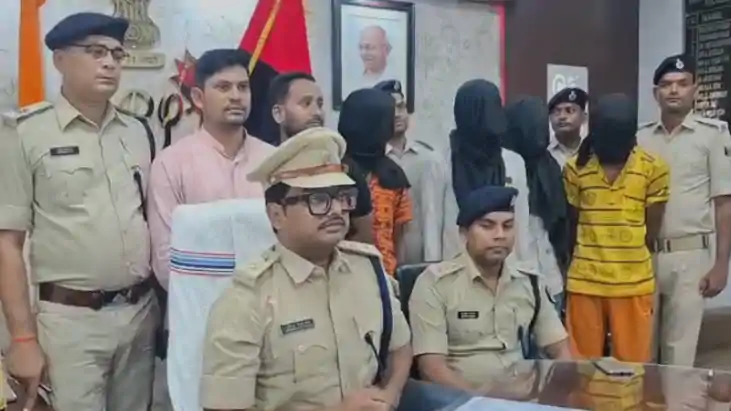 Bihar News : फर्जी डीईओ बनकर शिक्षकों से ठगी करने के मामले क