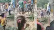 Bihar News : मुजफ्फरपुर में पुलिस के सामने दो पक्षों में हुई भिड़ंत, जमकर चले लाठी -डंडे, वीडियो सोशल मीडिया में हुआ वायरल 