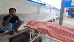 शराबबंदी का सच आया सामने, शराब के नशे में खेत में मिला युवक, अस्पताल में इलाज के दौरान मौत