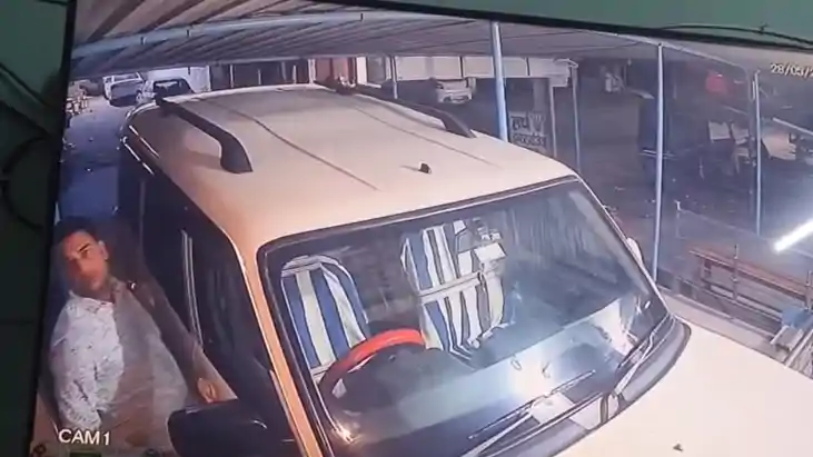 Bihar Crime : गया में बेख़ौफ़ चोरों ने मचाया तांडव, बोधगया प्र Bihar Crime : गया में बेख़ौफ़ चोरों ने मचाया तांडव, बोधगया प्र