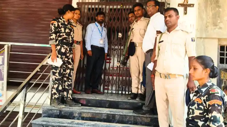 Bihar News : भोजपुर जिला प्रशासन की बड़ी कार्रवाई, आरा का 'क