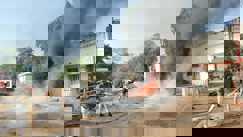 सीतामढ़ी जंक्शन पर हड़कंप: परिसर में रखे पाइपों में लगी भीषण आग, फायर ब्रिगेड की तीन गाड़ियों ने पाया काबू