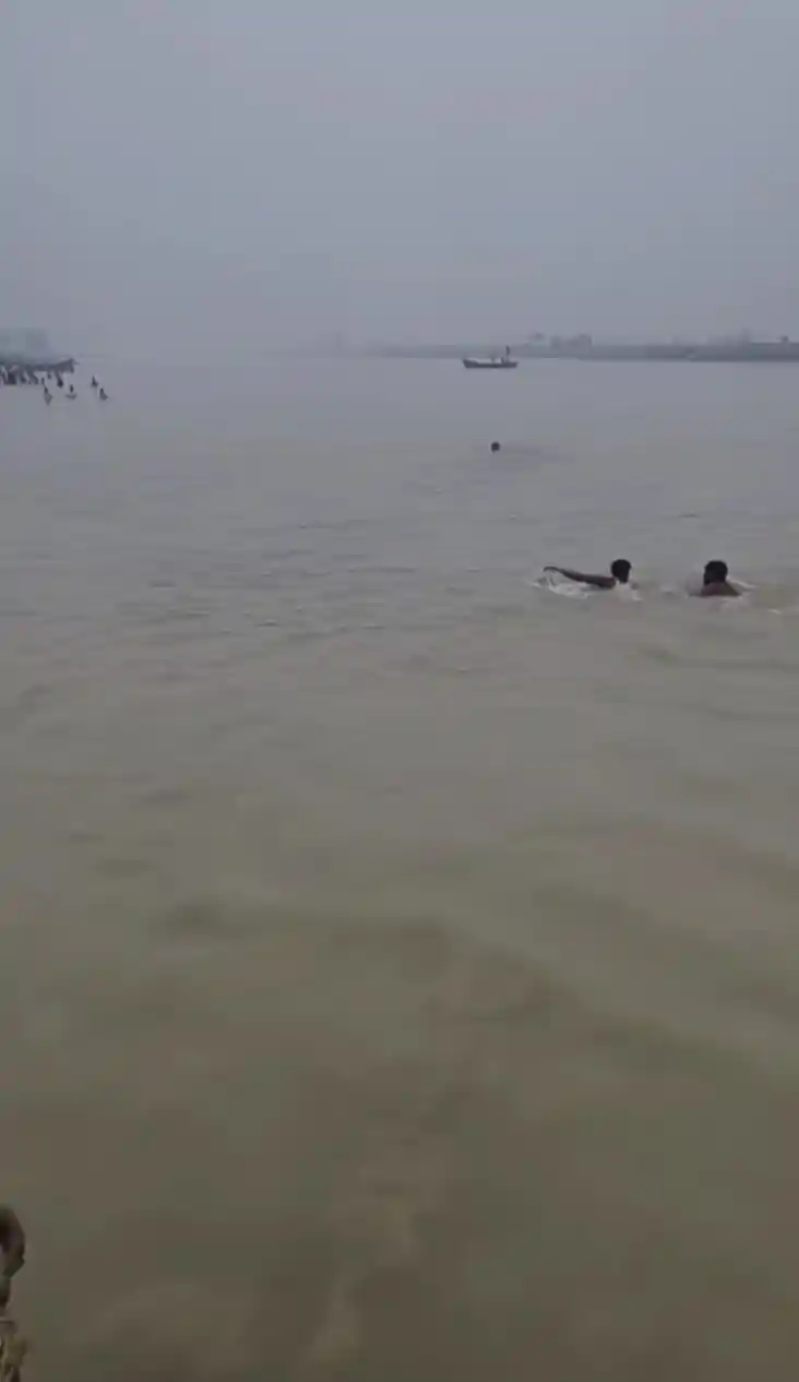 पटना  में बड़ा  हादसा, गंगा  नदी  में डूबने से की मौत , इलाक पटना  में बड़ा  हादसा, गंगा  नदी  में डूबने से की मौत , इलाक