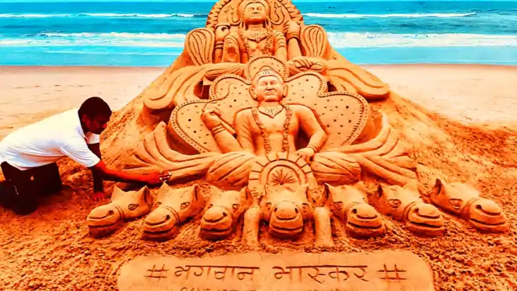 Chhath Mahaparv 2025 : बिहार के सैंड आर्टिस्ट मधुरेंद्र ने भ Chhath Mahaparv 2025 : बिहार के सैंड आर्टिस्ट मधुरेंद्र ने भ