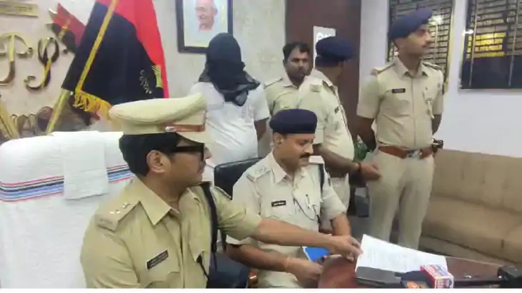 Bihar Crime : बांका पुलिस ने 25 हजार के इनामी कुख्यात अपराधी