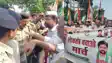 SIR और मुख्य चुनाव आयुक्त के खिलाफ कांग्रेस का प्रदर्शन, जिलाध्यक्ष अनुपम के नेतृत्व में निकाला गया 'लोकतंत्र बचाओ मार्च'