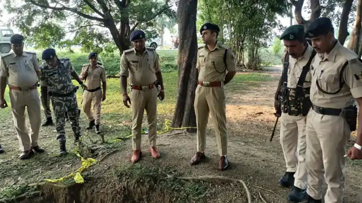 बगीचे में मिला 21 वर्षीय युवक का जला हुआ शव, इलाके में मचा ह