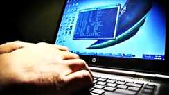 Cyber Attack : चीफ जस्टिस की बेंच में सुनवाई के दौरान चला पोर्न वीडियो, कोर्ट में मची अफरा-तफरी, मामले की हो रही उच्च स्तरीय जांच 