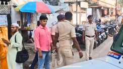 Bihar News : 14 दिनों की न्यायिक हिरासत में भेजा गया पीएम मोदी को गाली देनेवाला रिजवी, अन्य आरोपियों की तलाश में जुटी पुलिस 
