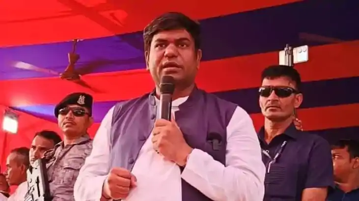 UP News : कुंवर निषाद की मां पर कथित आपत्तिजनक टिप्पणी से भड