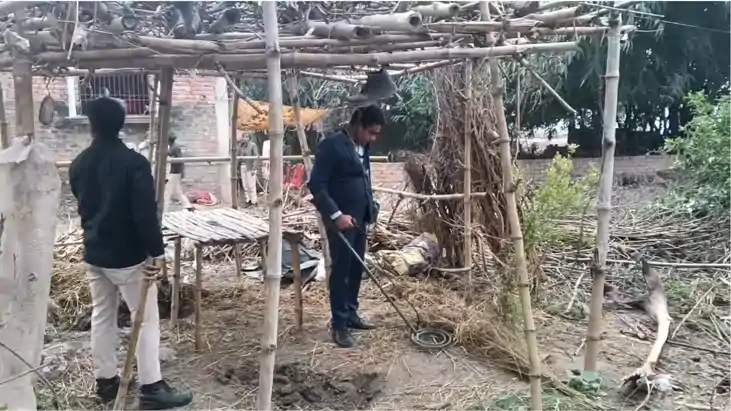 Bihar Crime : थावे मंदिर चोरी कांड: जमीन के नीचे से SIT ने अ