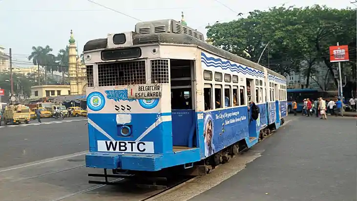 खामोश होगी ट्राम की घंटी : कोलकाता की 152 साल पुरानी विरासत 
