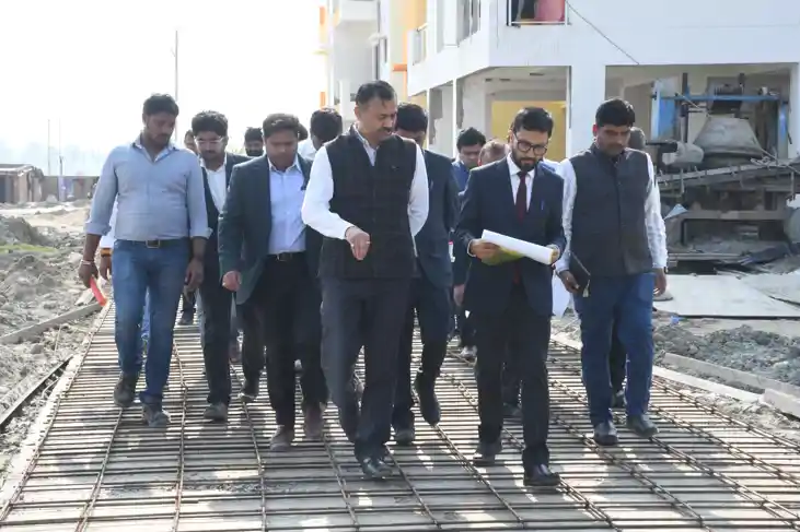 NBPDCL के MD का एक्शन,  ताजपुर ग्रिड के आवासीय परिसर को समय 