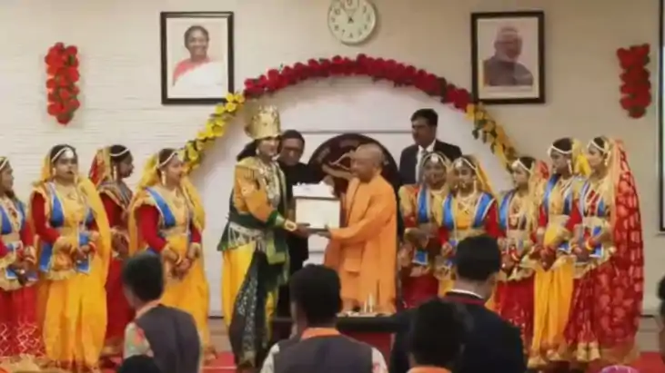 Bihar s cultural splash Jijiya echoes in UP Assembly Yogi im