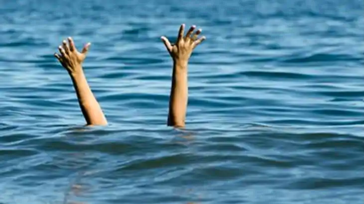 Bihar News : बांका में खेत देखने जा रहे किशोर की डूबने से हु Bihar News : बांका में खेत देखने जा रहे किशोर की डूबने से हु