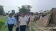 कोसी कटाव प्रभावित क्षेत्रों का डीएम ने किया निरीक्षण, पीड़ितों के बीच बांटी गई राहत सामग्री