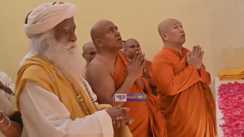 Sadhguru Visits Mahabodhi Temple Urges All to Embrace Buddha