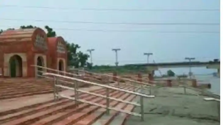 Three Teen Girls Missing After Tragic Gandak River 