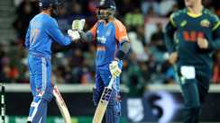 बारिश की भेंट चढ़ा भारत-ऑस्ट्रेलिया पहला टी20, अधूरे मैच में गिला और सूर्या ने जमाया रंग