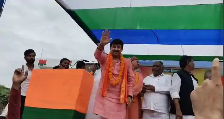 मनोज तिवारी ने एनडीए प्रत्याशी के लिए मांगा वोट, कहा - ज्योत मनोज तिवारी ने एनडीए प्रत्याशी के लिए मांगा वोट, कहा - ज्योत