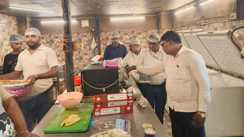 Bihar News : पटना में खाद्य संरक्षा विभाग की बड़ी कार्रवाई, कई होटलों और रेस्टोरेंट में की छापेमारी, एक्सपायरी खाद्य सामग्री जब्त कर किया विनष्ट