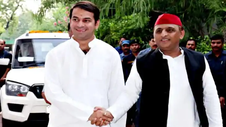 तेजप्रताप यादव ने अखिलेश यादव को 'X' पर किया अनफॉलो, दो माह 