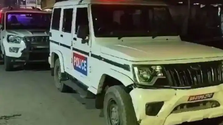 Bihar Crime: ह्रदय विदारक घटना, पति ने पत्नी-बेटी को गोली मा Bihar Crime: ह्रदय विदारक घटना, पति ने पत्नी-बेटी को गोली मा