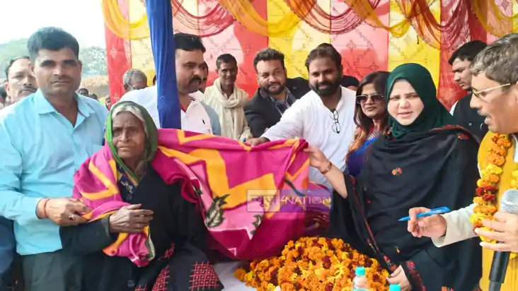 Bihar News : नालंदा में राजद नेत्री ने एक हज़ार लोगों के बीच 