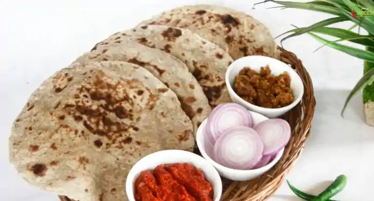 बाजरे की रोटी