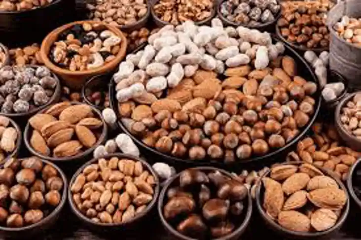 Inflation : त्योहारों से पहले मखाना बना 'सोना', काजू, बादाम,