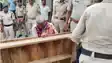 बाढ़ में पुलिस की बड़ी कार्रवाई: आर्म्स एक्ट के दो फरार अभियुक्तों की संपत्ति कुर्क, 'सोनू-मोनू' गैंग के हैं सदस्य