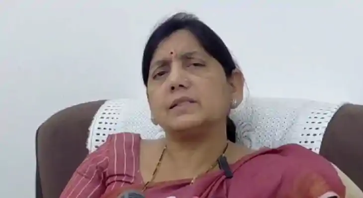 'शादी और सुहागरात' वाले बयान पर भड़की लवली आनंद, इनके पास म 'शादी और सुहागरात' वाले बयान पर भड़की लवली आनंद, इनके पास म