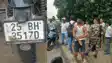 saran rewa gandak bridge youth jumps into river