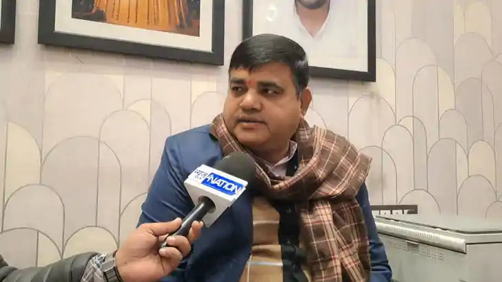 सांसद बन गए पर बंगले का मोह नहीं छूटा! RJD ने पूछा- क्या रसू