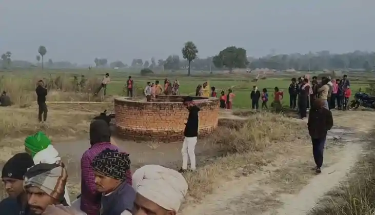 बिहार-झारखंड सीमा पर कुएं से मिला 45 वर्षीय व्यक्ति का शव,  