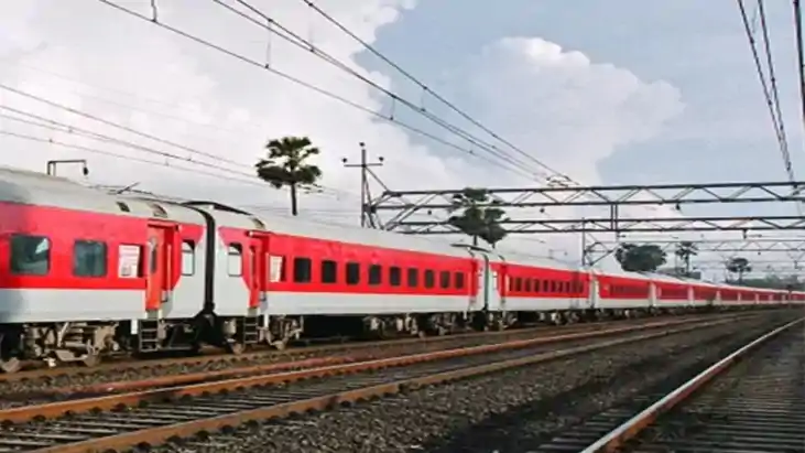 बड़ी खबर: आरा से खुलेगी पटना-हावड़ा इंटरसिटी! दानापुर रेल मं